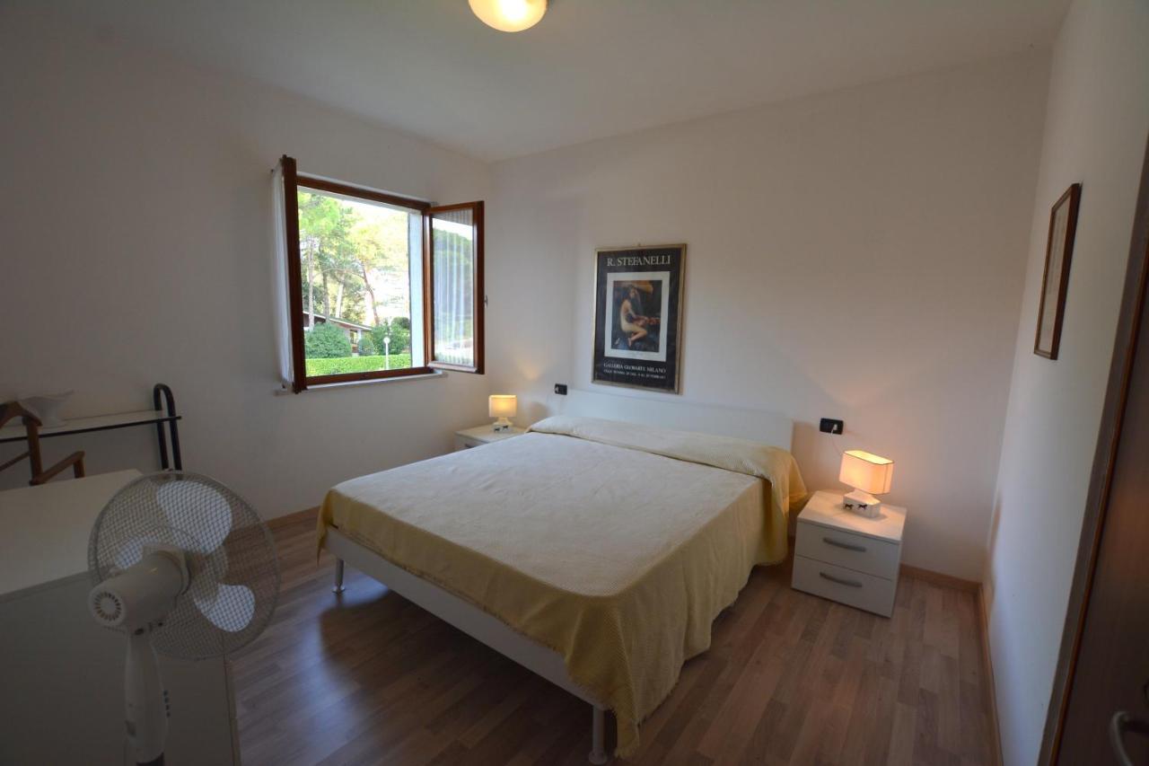 Villa In Lignano Riviera Comfortable Lignano Sabbiadoro Exteriör bild
